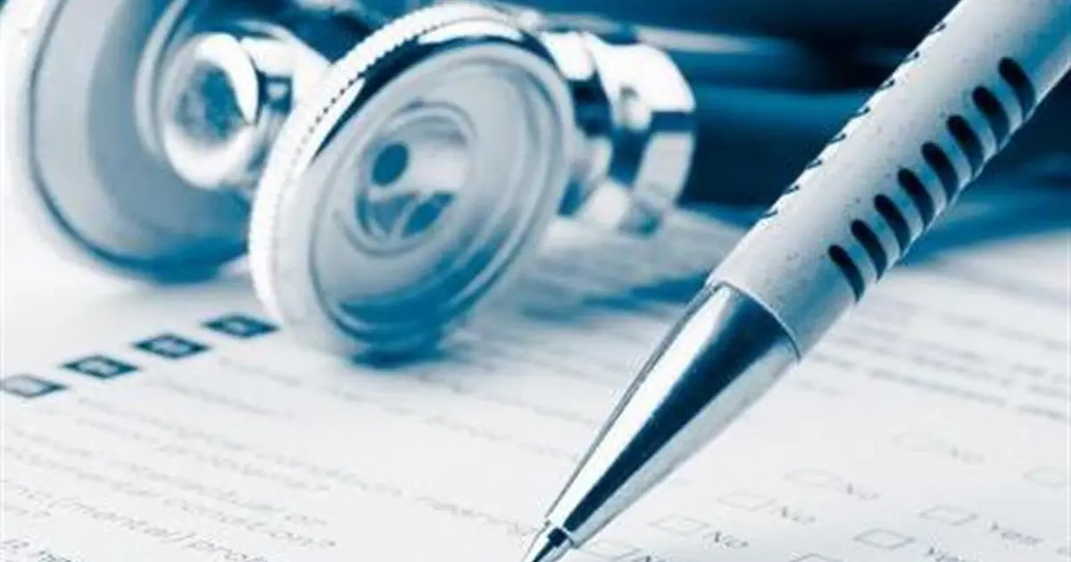 Η σύντομη απάντηση στο ερώτημα που απασχολεί χιλιάδες συμπολίτες μας είναι: Ναι, μπορείτε να έχετε δωρεάν ιατροφαρμακευτική και νοσοκομειακή περίθαλψη ακόμα και αν δεν έχετε ούτε ένα ένσημο τον τελευταίο χρόνο. Η πολιτεία παρέχει δίχτυ προστασίας στους ανασφάλιστους και στα μέλη των οικογενειών τους, διασφαλίζοντας την πρόσβαση στις δημόσιες δομές υγείας με τη χρήση μόνο του ΑΜΚΑ.