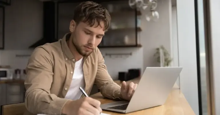 Τα δωρεάν σεμινάρια για ανέργους που προσφέρουν επίσημη μοριοδότηση στον ΑΣΕΠ και στον ευρύτερο δημόσιο τομέα αποτελούν την πιο έξυπνη κίνηση για όσους αναζητούν εργασία αυτή τη στιγμή.