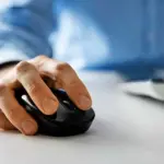 Αν αναρωτιέστε πώς θα προλάβετε τις προθεσμίες και τι ακριβώς πρέπει να περιλαμβάνει ο ψηφιακός σας φάκελος για τις χιλιάδες μόνιμες θέσεις που ανοίγουν μέσα στον Απρίλιο, η προετοιμασία πρέπει να ξεκινήσει τώρα. Οι μεγάλες προκηρύξεις του ΑΣΕΠ που έρχονται τις επόμενες εβδομάδες δεν αφήνουν περιθώρια για λάθη, καθώς ο όγκος των υποψηφίων αναμένεται να είναι πρωτοφανής και το σύστημα θα απαιτεί απόλυτη ακρίβεια στα δικαιολογητικά.