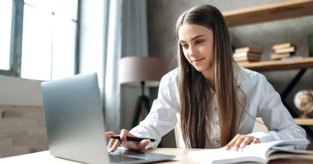 Η πιστοποίηση πληροφορικής δεν είναι απλώς ένα επιπλέον προσόν στο βιογραφικό σας, αλλά η βασική προϋπόθεση, το λεγόμενο «απαραίτητο πρόσθετο προσόν», για το 90% των θέσεων σε προκηρύξεις του ΑΣΕΠ.