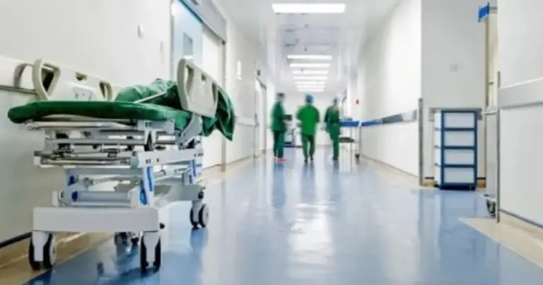 Τα προσωρινά αποτελέσματα για τη μεγάλη προκήρυξη των νοσοκομείων αναμένεται να ανακοινωθούν από το ΑΣΕΠ μέσα στο επόμενο διάστημα, με τις εκτιμήσεις να δείχνουν πως η διαδικασία ελέγχου των αιτήσεων βρίσκεται πλέον στην τελική ευθεία.