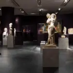 Οι προσλήψεις αφορούν την κάλυψη αναγκών για την τρέχουσα θερινή περίοδο και οι ενδιαφερόμενοι καλούνται να υποβάλουν τις αιτήσεις τους άμεσα, καθώς οι προθεσμίες τρέχουν ανάλογα με την έκδοση της κάθε προκήρυξης από τις κατά τόπους Εφορείες Αρχαιοτήτων.