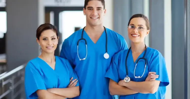 Σύμφωνα με την επίσημη ανακοίνωση του ΑΣΕΠ, ολοκληρώθηκε η διαδικασία υποβολής αιτήσεων για την προκήρυξη 4Κ/2026, η οποία αφορά 1.654 θέσεις προσωπικού, και τα νούμερα δείχνουν ξεκάθαρα το μέγεθος του ανταγωνισμού.