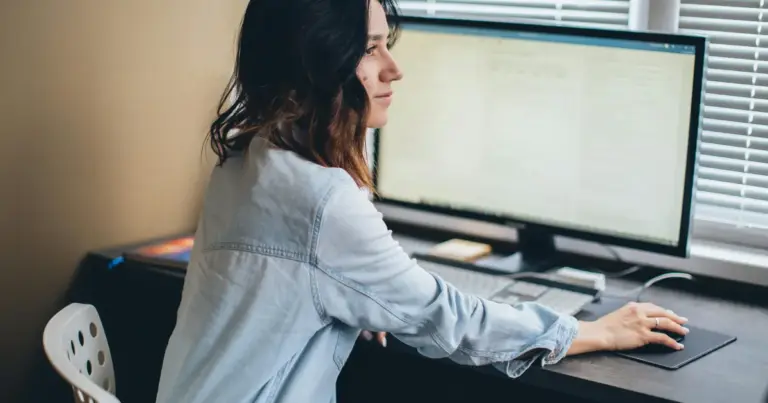 Αν έχετε μπει ποτέ στη διαδικασία να κάνετε αίτηση για μια προκήρυξη του ΑΣΕΠ, ξέρετε πολύ καλά ότι το παράβολο των 3 ευρώ είναι το «εισιτήριο» για τη συμμετοχή σας. Τι γίνεται όμως αν αγοράσατε ένα παράβολο πριν από μήνες ή και χρόνια, η αίτηση δεν ολοκληρώθηκε ποτέ ή η προκήρυξη ακυρώθηκε, και τώρα το χρειάζεστε; Η απάντηση είναι απλή: το παράβολο δεν χάνεται, αρκεί να ξέρετε πού να το αναζητήσετε μέσα στις ψηφιακές πλατφόρμες του κράτους.