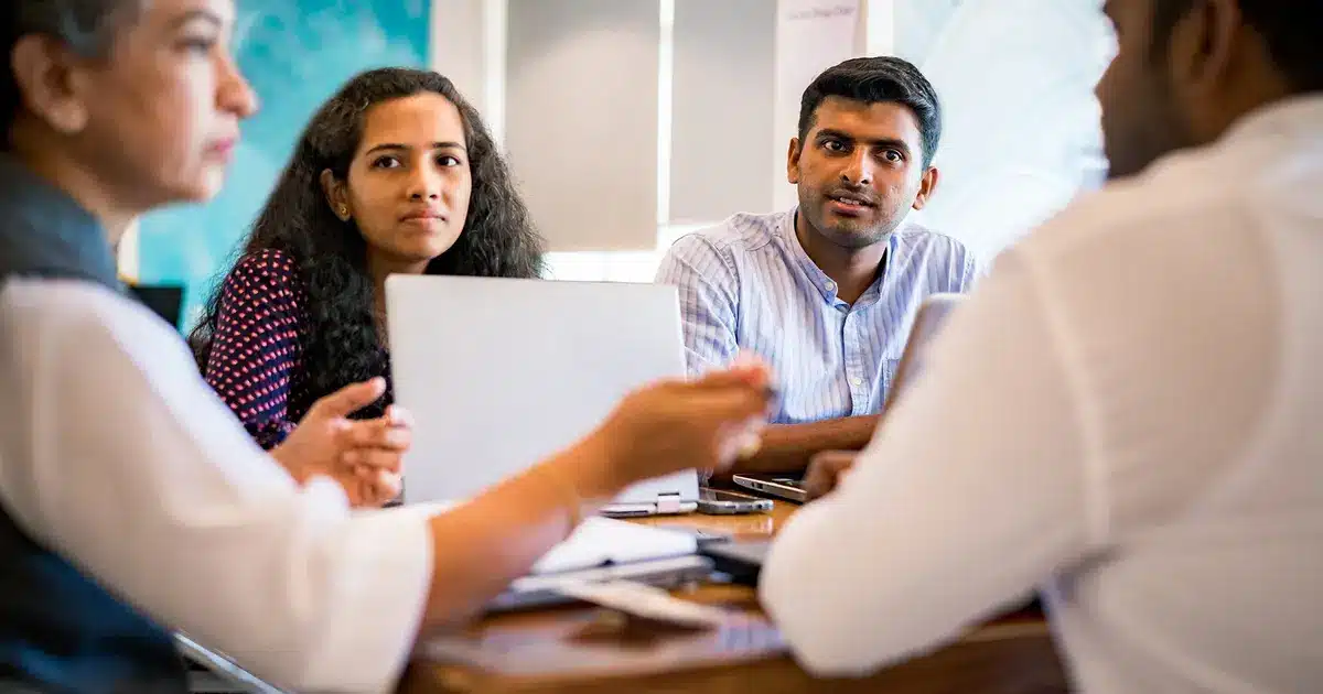 Δεν είναι λίγες οι περιπτώσεις υποψηφίων που, ενώ έχουν χρόνια ένσημα πίσω τους, βλέπουν τη μοριοδότησή τους να «πελεκίζεται» κατά τον έλεγχο των δικαιολογητικών