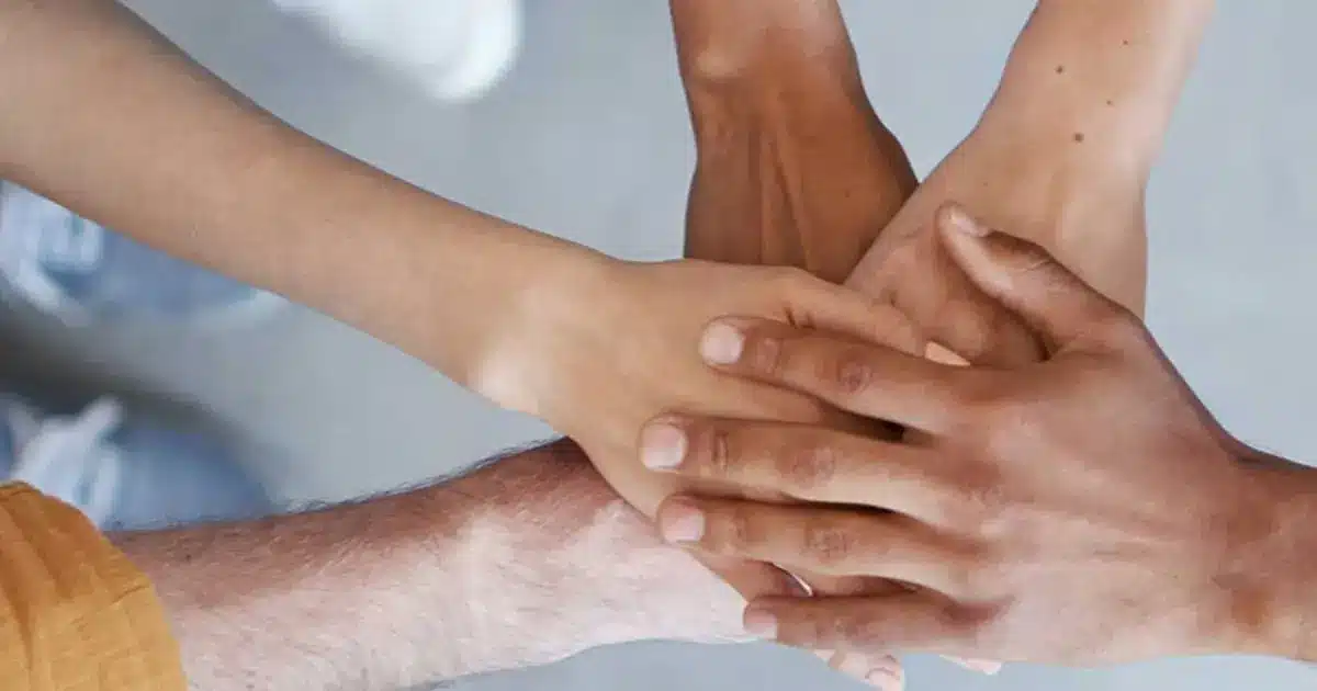 Πολλοί άνεργοι μπερδεύουν την απλή κάρτα ανεργίας με τη συγκεκριμένη βεβαίωση που απαιτούν τα ταμεία αλληλεγγύης και οι κοινωνικές υπηρεσίες των δήμων.