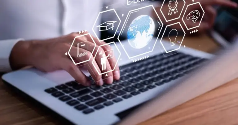 Το ποσό των 1.000 ευρώ αντιστοιχεί στο μέγιστο εκπαιδευτικό επίδομα, το οποίο υπολογίζεται με βάση τις ώρες κατάρτισης