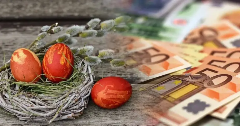 Η Μεγάλη Τετάρτη, 8 Απριλίου 2026, αποτελεί την καταληκτική ημερομηνία για την καταβολή του δώρου Πάσχα στους χιλιάδες εργαζόμενους του ιδιωτικού τομέα. Οι εργοδότες οφείλουν να πιστώσουν το ποσό στους λογαριασμούς των δικαιούχων μέχρι αυτή την ημέρα, αν και έχουν το δικαίωμα να το πράξουν και νωρίτερα. Είναι σημαντικό να γνωρίζετε ότι για το δώρο Πάσχα δεν επιτρέπεται η καταβολή σε είδος, αλλά μόνο σε χρήμα.