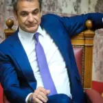 Ο Κυριάκος Μητσοτάκης ανακοίνωσε νέο πακέτο μέτρων στήριξης ύψους περίπου 500 εκατ. ευρώ, με στόχο την ενίσχυση των νοικοκυριών απέναντι στην ακρίβεια και την ενεργειακή κρίση.