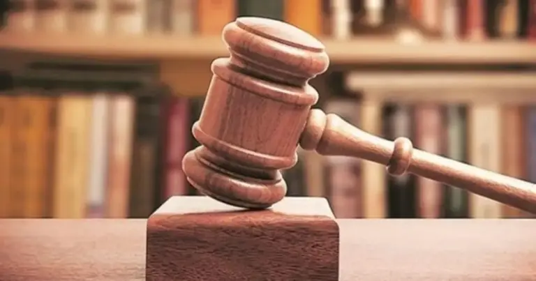 Έχετε το δικαίωμα να υποβάλετε ένσταση εντός 3 εργάσιμων ημερών από την ανακοίνωση των προσωρινών πινάκων της ΔΥΠΑ, σε περίπτωση που η αίτησή σας για το voucher κατάρτισης απορρίφθηκε ή αν θεωρείτε ότι η μοριοδότησή σας είναι λανθασμένη. Η διαδικασία γίνεται αποκλειστικά ηλεκτρονικά και αποτελεί τη μοναδική οδό για να διορθωθούν τυχόν σφάλματα του συστήματος ή παραλείψεις στην αξιολόγηση των δικαιολογητικών σας.