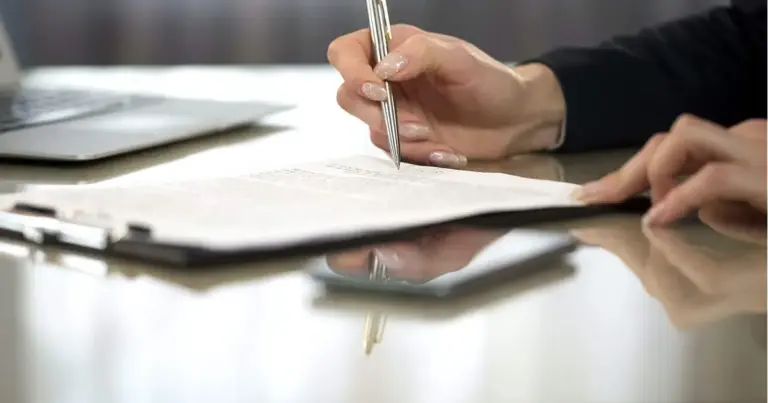 Η διαδικασία είναι απλή, αρκεί να γνωρίζετε τα σωστά βήματα και να έχετε τακτοποιημένα τα φορολογικά σας στοιχεία. Με την ψηφιακή σφραγίδα του κράτους, η μοριοδότησή σας είναι πλέον θέμα λίγων κλικ.