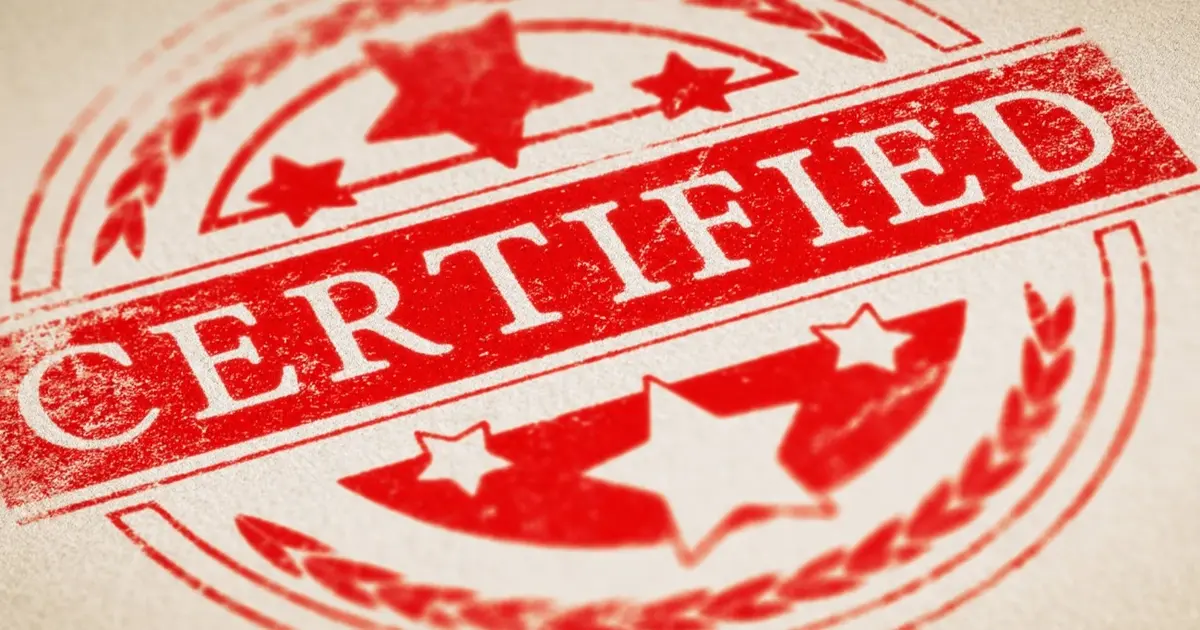 Η βασική προϋπόθεση για να γίνει δεκτό ένα πιστοποιητικό είναι να έχει εκδοθεί από φορέα πιστοποιημένο από τον Εθνικό Οργανισμό Πιστοποίησης Προσόντων και Επαγγελματικού Προσανατολισμού (ΕΟΠΠΕΠ), καλύπτοντας τις τρεις θεμελιώδεις ενότητες που απαιτεί το Δημόσιο.