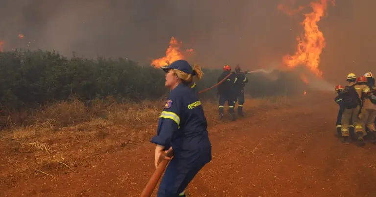 Οι δήμοι τρέχουν τις διαδικασίες με κατεπείγοντα χαρακτήρα για να προλάβουν την έναρξη της αντιπυρικής περιόδου, αναζητώντας κυρίως οδηγούς, χειριστές μηχανημάτων και εργάτες πυρασφάλειας.