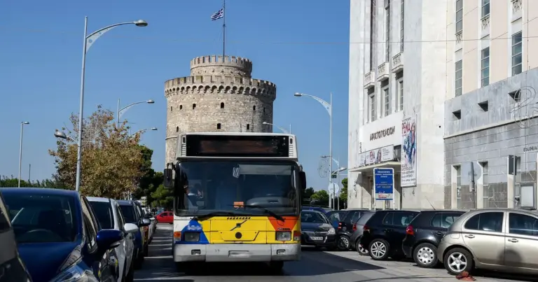 Η διοίκηση του οργανισμού και το Υπουργείο Υποδομών και Μεταφορών έχουν ήδη καθορίσει το πλαίσιο για την ενίσχυση του στόλου στη Θεσσαλονίκη, δίνοντας έμφαση όχι μόνο στην εμπειρία αλλά και στη φυσική κατάσταση των εργαζομένων που θα βρεθούν στην πρώτη γραμμή της εξυπηρέτησης.