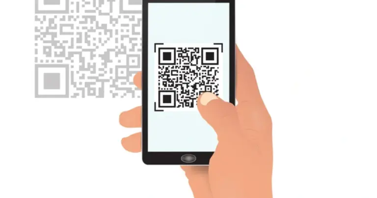 Η εφαρμογή της Ψηφιακής Κάρτας Εργασίας σε επιχειρήσεις με κυλιόμενο ωράριο και βάρδιες γεννά ένα βασικό ερώτημα: Πώς διασφαλίζεται η ορθή καταγραφή της απασχόλησης όταν το πρόγραμμα αλλάζει συνεχώς και οι ώρες προσέλευσης δεν είναι σταθερές; Η απάντηση κρύβεται στον σωστό συντονισμό μεταξύ της πραγματικής σήμανσης (χτύπημα κάρτας) και της προδηλωμένης οργάνωσης του χρόνου εργασίας στο σύστημα ΕΡΓΑΝΗ ΙΙ.