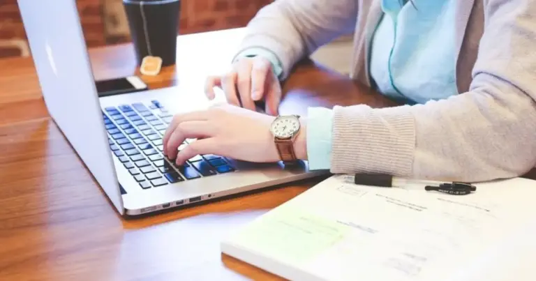 Η διαδικασία διόρθωσης γίνεται ηλεκτρονικά μέσω του notify.gov.gr και είναι απαραίτητη για να λαμβάνετε ειδοποιήσεις για προκηρύξεις, επιδόματα, φορολογικές ενημερώσεις αλλά και για να χρησιμοποιείτε υπηρεσίες που απαιτούν ταυτοποίηση μέσω SMS (One Time Password).