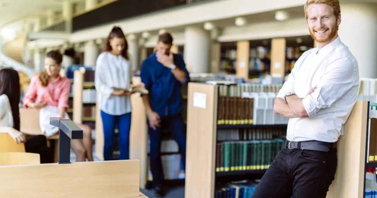 Ενώ η βαθμολογία στις γραπτές εξετάσεις παραμένει η βάση, οι "έξτρα" βαθμοί από τα τυπικά προσόντα είναι αυτοί που συνήθως καθορίζουν τον τελικό διορισμό, μετακινώντας τους υποψηφίους στις πρώτες θέσεις της κατάταξης.