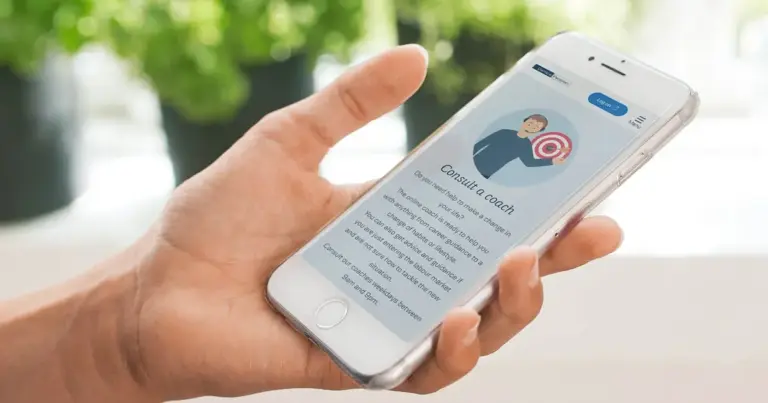 Σήμερα, 17 Απριλίου 2026, η τεχνολογία μας επιτρέπει να έχουμε έναν σύμβουλο εργασίας στην οθόνη του smartphone μας, αρκεί να ακολουθήσουμε τα σωστά βήματα στην ψηφιακή πύλη gov.gr.