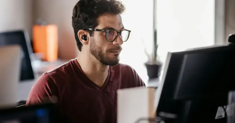 Η εμπειρία στον ιδιωτικό τομέα μοριοδοτείται πλέον από τον ΑΣΕΠ με 7 μονάδες ανά μήνα για συνολικό διάστημα έως και 84 μήνες, εφόσον η απασχόληση αποδεικνύεται με ασφάλιση στον οικείο φορέα και είναι συναφής με το αντικείμενο της θέσης.