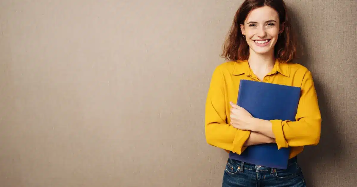 Αν ψάχνετε το σεμινάριο που προσφέρει τη μέγιστη μοριοδότηση των 2 μορίων για τις προσλήψεις του ΑΣΕΠ και θέλετε να προλάβετε τις εγγραφές που ανοίγουν σήμερα, η απάντηση βρίσκεται στα προγράμματα Επιμόρφωσης στην Πληροφορική και τις Ψηφιακές Δεξιότητες. Με τις νέες προκηρύξεις να βρίσκονται προ των πυλών και τον ανταγωνισμό στους πίνακες των υποψηφίων να αυξάνεται κατακόρυφα, η εξασφάλιση αυτών των επιπλέον μονάδων δεν είναι απλώς μια τυπική διαδικασία, αλλά το «κλειδί» για τον διορισμό στο δημόσιο.