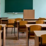 Η νέα εγκύκλιος για την πρόσληψη σχολικών καθαριστριών το 2026 καθιστά τα ταχύρρυθμα σεμινάρια του Ινστιτούτου Εργασίας (ΙΝΕ-ΓΣΕΕ) ή άλλων πιστοποιημένων φορέων ως απαραίτητο κριτήριο για την εξασφάλιση επιπλέον μοριοδότησης, η οποία μπορεί να κρίνει την τελική κατάταξη στους πίνακες των Δήμων.