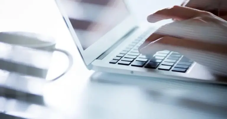 Ακόμα και αν διαθέτετε όλα τα τυπικά προσόντα, ένα και μόνο λάθος στο ψηφιακό παράβολο αρκεί για να θεωρηθεί η αίτησή σας άκυρη και να μην εξεταστεί καν από τους συμβούλους.