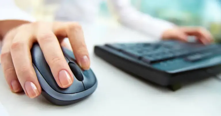 Ένα συναφές μεταπτυχιακό δίπλωμα εξασφαλίζει σήμερα 180 σταθερά μόρια στις προκηρύξεις του ΑΣΕΠ, αποτελώντας την πιο ισχυρή επένδυση για όσους στοχεύουν σε μόνιμο διορισμό στο Δημόσιο το 2026.