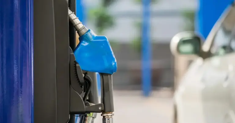 Η πλατφόρμα για το Fuel Pass 2026 άνοιξε τις πύλες της και δέχεται ήδη αιτήσεις, με τους δικαιούχους να έχουν περιθώριο υποβολής έως και το τέλος Μαΐου για να λάβουν την οικονομική ενίσχυση που αφορά το δίμηνο Απριλίου - Μαΐου.