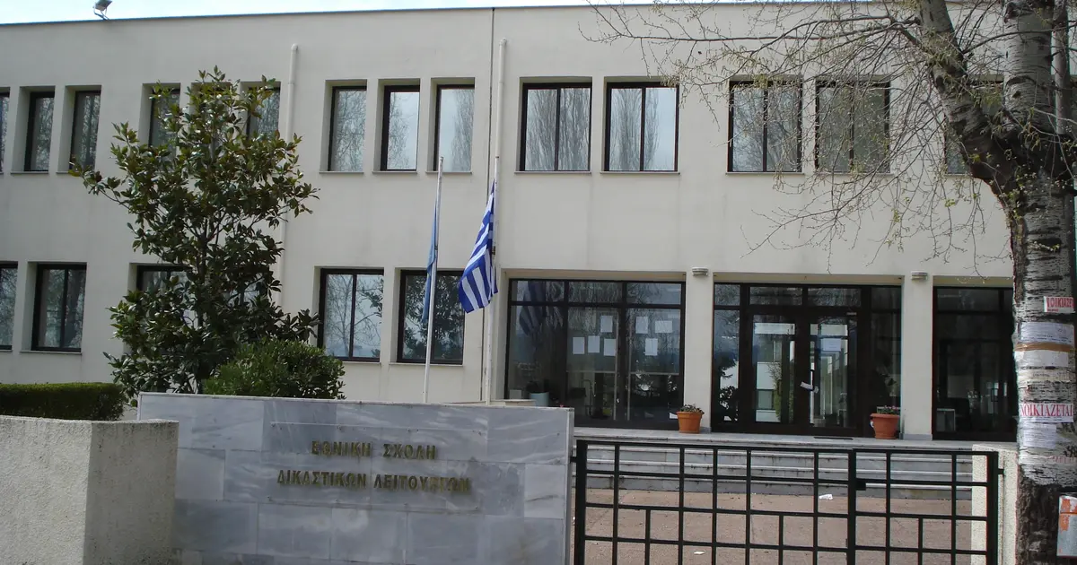 Οι αλλαγές που εφαρμόζονται στους διαγωνισμούς του 2026 (όπως ο 5ος και ο 6ος εισαγωγικός διαγωνισμός) καθιστούν τη διαδικασία πιο απαιτητική και στοχευμένη.
