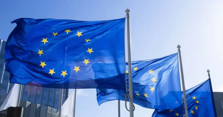 Η δημιουργία ενός βιογραφικού σε αυτή την πλατφόρμα δεν είναι απλώς μια τυπική υποχρέωση, αλλά ο μοναδικός τρόπος για να διασφαλίσετε ότι το προφίλ σας θα είναι αναγνώσιμο από τα συστήματα ATS (Applicant Tracking Systems) των μεγάλων οργανισμών και των θεσμικών οργάνων της Ευρωπαϊκής Ένωσης.