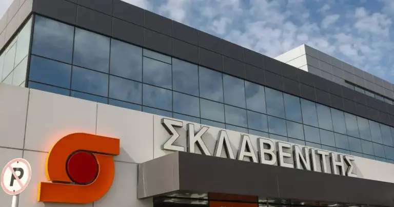 Οι προσλήψεις αφορούν ένα ευρύ φάσμα ειδικοτήτων, από διοικητικά στελέχη και δικηγόρους μέχρι εργάτες αποθήκης και οδηγούς, προσφέροντας σταθερότητα και ευκαιρίες εξέλιξης στον μεγαλύτερο εργοδότη της χώρας.