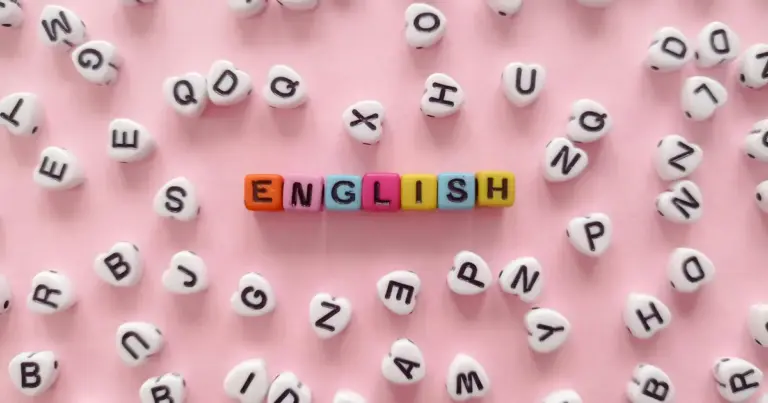Οι online πιστοποιήσεις αγγλικών LTE (LanguageCert Test of English) και Open College Network West Midlands (OCN) είναι τα δύο βασικά πτυχία που γίνονται δεκτά από τον ΑΣΕΠ για μοριοδότηση χωρίς να απαιτείται καθόλου προφορική εξέταση (Speaking) ή έκθεση (Writing). Η εξέταση πραγματοποιείται αποκλειστικά μέσω υπολογιστή από το σπίτι, ελέγχει μόνο τις δεξιότητες της κατανόησης κειμένου (Reading) και της ακουστικής κατανόησης (Listening), και προσφέρει άμεση έκδοση αποτελεσμάτων, γεγονός που την καθιστά την πιο δημοφιλή επιλογή για τους υποψηφίους των τρεχουσών προκηρύξεων.
