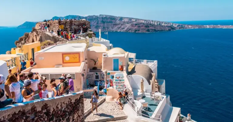 Η ηλεκτρονική πλατφόρμα θα δεχτεί τις αντιρρήσεις των δικαιούχων μέσα σε ένα αυστηρό χρονικό παράθυρο, με την προϋπόθεση ότι οι ενδιαφερόμενοι θα συνυποβάλουν τα σωστά δικαιολογητικά που αποδεικνύουν το πραγματικό τους εισόδημα ή την οικογενειακή τους κατάσταση.