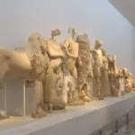 Εγκρίθηκε η πρόσληψη 180 ημερήσιων και νυχτοφυλάκων με συμβάσεις ορισμένου χρόνου, οι οποίοι θα στελεχώσουν άμεσα κορυφαία μουσεία και αρχαιολογικούς χώρους της χώρας για την κάλυψη των αυξημένων αναγκών της θερινής περιόδου.