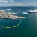 Οι θέσεις αυτές αφορούν μόνιμο προσωπικό και συμβάσεις ορισμένου χρόνου, με στόχο την άμεση κάλυψη των αυξημένων λειτουργικών αναγκών του λιμένα κατά την τρέχουσα θερινή περίοδο.