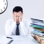 Το Πληροφοριακό Σύστημα Εργάνη ΙΙ «κλειδώνει» αυτόματα την έκδοση και τον προγραμματισμό της επόμενης βάρδιας ενός εργαζομένου, εάν το σύστημα της Ψηφιακής Κάρτας Εργασίας εντοπίσει ότι δεν έχει συμπληρωθεί το υποχρεωτικό 11ωρο της ημερήσιας ανάπαυσης από τη λήξη της προηγούμενης απασχόλησής του.