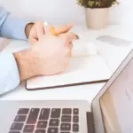 Στην τελική ευθεία βρίσκεται η υποβολή ηλεκτρονικών αιτήσεων για την προκήρυξη ΑΣΕΠ 6Κ/2026, που αφορά 315 μόνιμες προσλήψεις προσωπικού Πανεπιστημιακής (ΠΕ) και Τεχνολογικής Εκπαίδευσης (ΤΕ) σε νοσοκομεία και δομές υγείας σε όλη τη χώρα.