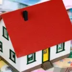 Καθώς βρισκόμαστε ήδη στις 6 Ιουλίου 2026, το πρόβλημα αυτό έχει πάρει διαστάσεις τις τελευταίες εβδομάδες, με αποτέλεσμα πολλοί ενοικιαστές να βλέπουν τις αιτήσεις τους να απορρίπτονται ή να μετατρέπονται σε κατάσταση «προς έλεγχο», χάνοντας τις τακτικές μηνιαίες καταβολές.