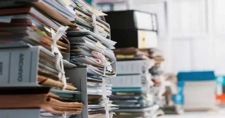 Με αυτόν τον τρόπο, εκμηδενίζεται ο κίνδυνος αποκλεισμού των υποψηφίων λόγω ελλιπών δικαιολογητικών και επιταχύνεται δραστικά ο έλεγχος των αιτήσεων.