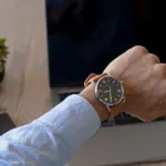 Η Ψηφιακή Κάρτα Εργασίας στους τηλεπικοινωνιακούς παρόχους καταγράφει υποχρεωτικά κάθε λεπτό απασχόλησης του προσωπικού τεχνικής υποστήριξης, είτε πρόκειται για εργασία στο γραφείο, είτε για εκτός έδρας επέμβαση, είτε για τηλεεργασία.