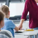 Η συγκεκριμένη ψηφιακή αναβάθμιση έρχεται να δώσει τέλος στις πολύμηνες καθυστερήσεις που παρατηρούνταν κάθε χρόνο κατά τη διάρκεια των φάσεων πρόσληψης.