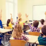 Η διαδικασία της ηλεκτρονικής δήλωσης δεν είναι μια απλή τυπική κατάθεση προτιμήσεων. Το σύστημα εξετάζει κάθε υποψήφιο με βάση τη σειρά κατάταξής του στον τελικό αξιολογικό πίνακα ΑΣΕΠ και εξαντλεί τις επιλογές που έχει δηλώσει κατά σειρά προτεραιότητας.
