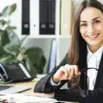 Ανοίγουν οι αιτήσεις για το νέο πρόγραμμα δωρεάν voucher του Υπουργείου Παιδείας, το οποίο προσφέρει κρατική επιδότηση έως 1.000 ευρώ σε χιλιάδες ανέργους και φοιτητές για την απόκτηση πιστοποιημένων ψηφιακών δεξιοτήτων.