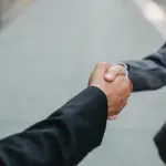 Δεκάδες χιλιάδες ευκαιρίες απασχόλησης και κατάρτισης προσφέρει η ΔΥΠΑ αυτή την περίοδο, διαθέτοντας επιδοτούμενα προγράμματα που αποφέρουν εκπαιδευτικό επίδομα έως 1.000 ευρώ στους ωφελούμενους, καθώς και επιχορηγήσεις νέων θέσεων εργασίας με καλύψεις που αγγίζουν το 100% του μισθολογικού κόστους.