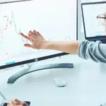 Το πρόγραμμα στοχεύει στην ενίσχυση της απασχόλησης των γυναικών σε εξειδικευμένες θέσεις εργασίας, όπως η πληροφορική, η κυβερνοασφάλεια και η ανάλυση δεδομένων.