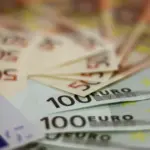 Ξεκινά αυτή την εβδομάδα η καταβολή των συντάξεων Σεπτεμβρίου 2026 από τον e-ΕΦΚΑ και το Δημόσιο, με τις πληρωμές να ολοκληρώνονται σταδιακά για όλους τους συνταξιούχους.