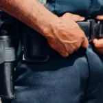 Η αυτόματη διασταύρωση δεδομένων ανάμεσα στον e-ΕΦΚΑ και το σύστημα myErgani εντοπίζει πλέον αυτόματα τις αδήλωτες ώρες εργασίας και τις απλήρωτες νυχτερινές βάρδιες σε εταιρείες φύλαξης (security), συγκρίνοντας σε πραγματικό χρόνο τα ψηφιακά χτυπήματα της Ψηφιακής Κάρτας Εργασίας με τις Αναλυτικές Περιοδικές Δηλώσεις (ΑΠΔ).