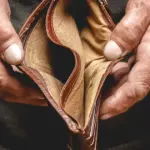 Τα ποσά προσδιορίζονται αυτόματα από το σύστημα και κατανέμονται στα οικονομικά έτη που πραγματικά αναλογούν, επαναπροσδιορίζοντας τον φόρο εισοδήματος για κάθε παλαιότερο έτος ξεχωριστά.