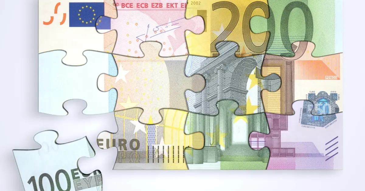 Το νέο πλαίσιο προστατεύει τους δικαιούχους που επιλέγουν να εργαστούν για μικρά χρονικά διαστήματα, αποτρέποντας την άμεση διακοπή της καταβολής.