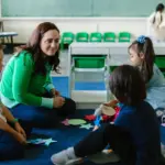 Ναι, έχετε το πλήρες δικαίωμα να υποβάλετε παράλληλα αίτηση στους δημοτικούς παιδικούς σταθμούς του Δήμου σας και ταυτόχρονα να διεκδικήσετε voucher μέσω του προγράμματος ΕΣΠΑ της ΕΕΤΑΑ.
